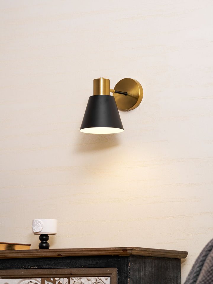 Adjustable Armed Wall Lamp - Vakkerlight