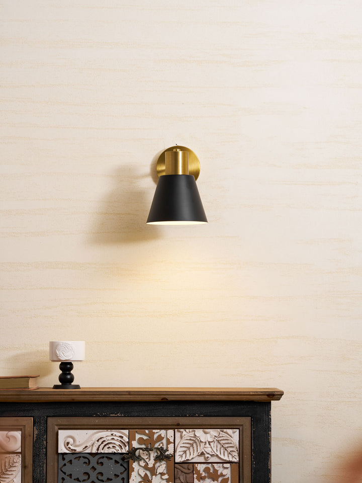 Adjustable Armed Wall Lamp - Vakkerlight