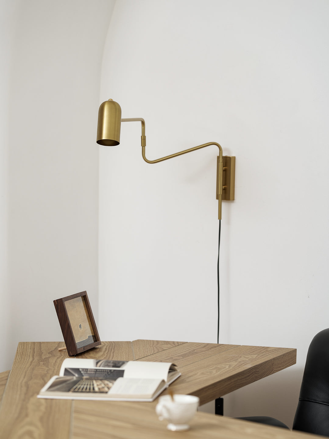 Adjustable Arm Plug In Wall Lamp - Vakkerlight