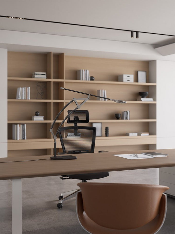 Adjustable Articulated Task Lamp - Vakkerlight