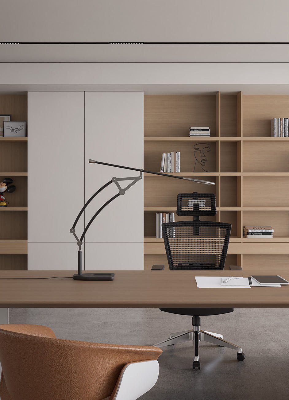 Adjustable Articulated Task Lamp - Vakkerlight