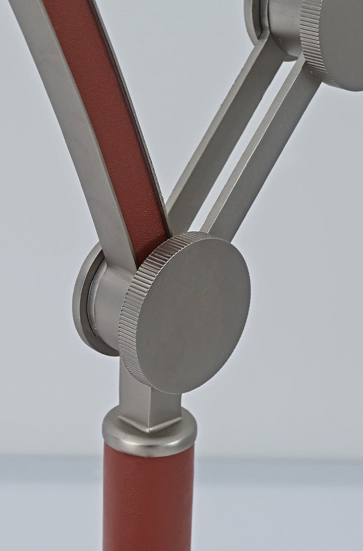 Adjustable Articulated Task Lamp - Vakkerlight