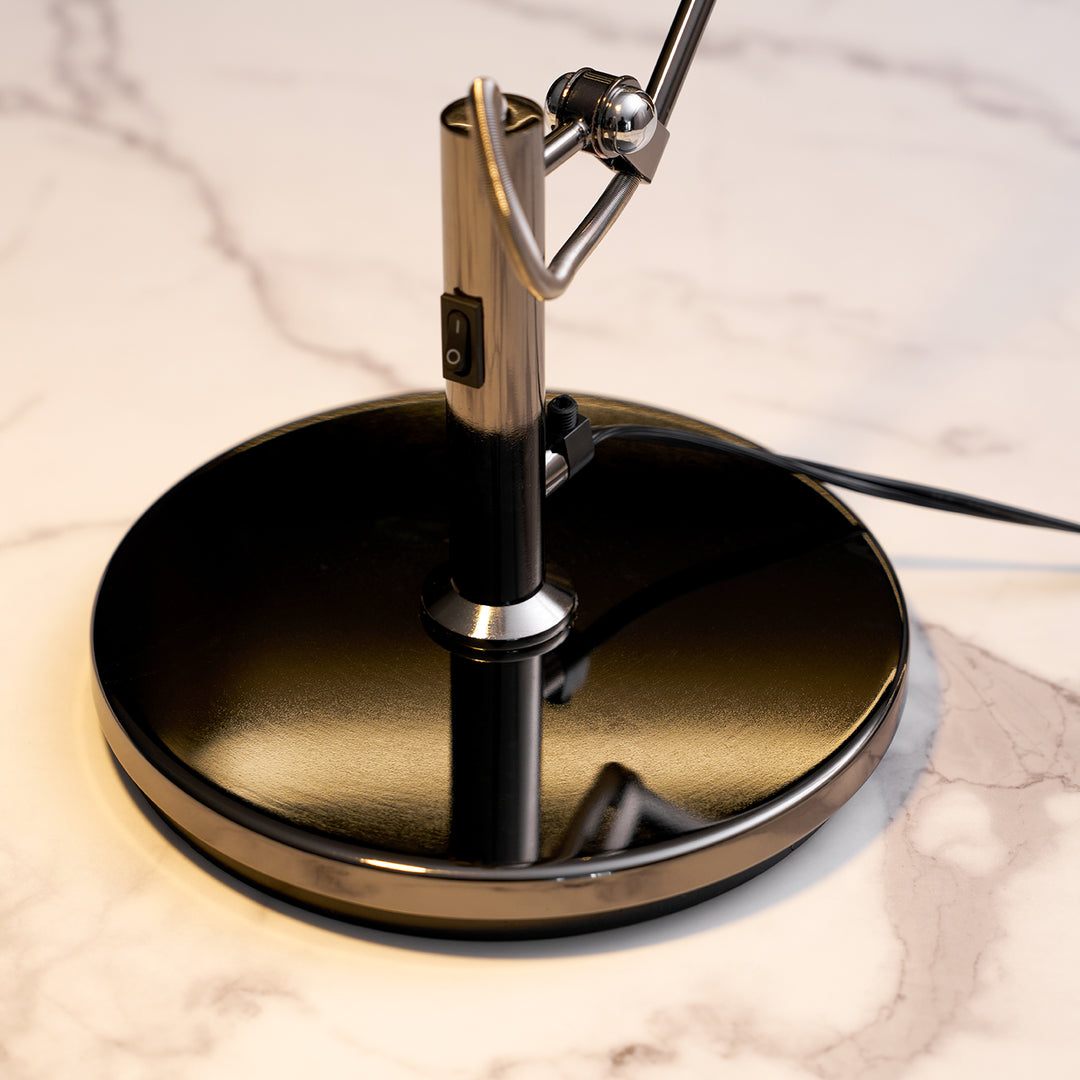 Adjustable Black Office Task Lamp - Vakkerlight