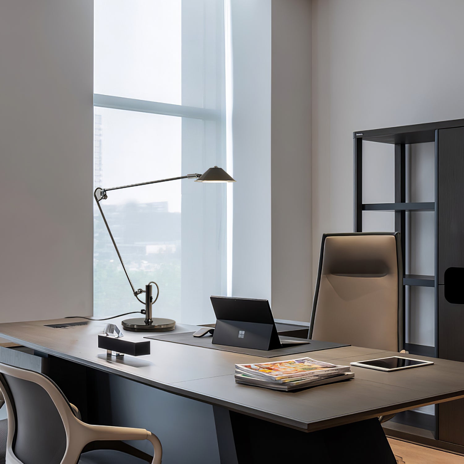 Adjustable Black Office Task Lamp – Vakkerlight