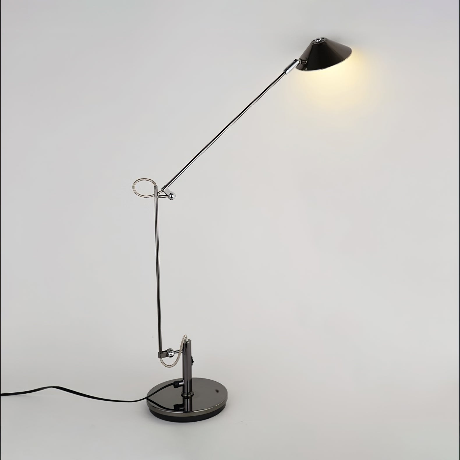 Adjustable Black Office Task Lamp – Vakkerlight