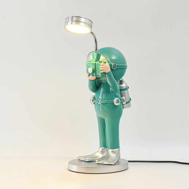 Adventurer Resin Table Lamp - Vakkerlight