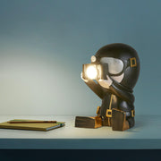 Adventurer Resin Table Lamp - Vakkerlight