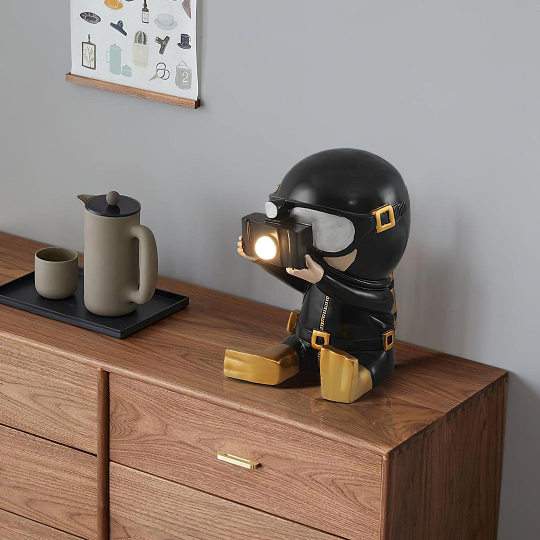 Adventurer Resin Table Lamp - Vakkerlight