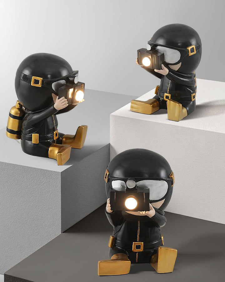 Adventurer Resin Table Lamp - Vakkerlight