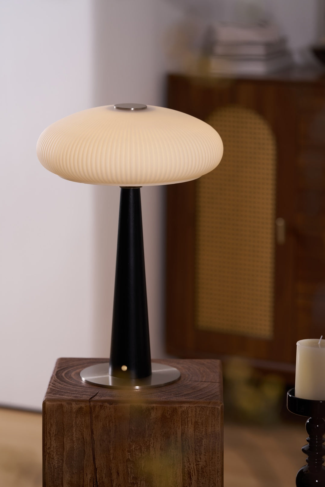 Aeruno Table Lamp - Vakkerlight