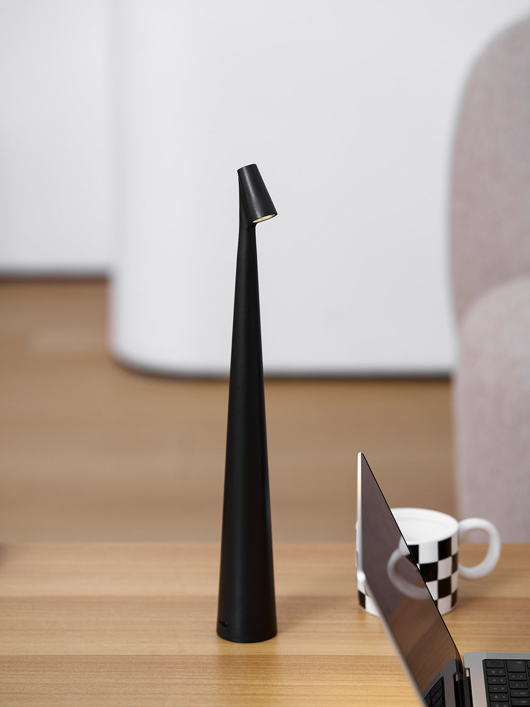 Africa Portable Table Lamp - Vakkerlight