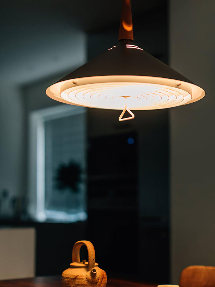 Agnes Retro Pendant Lamp - Vakkerlight