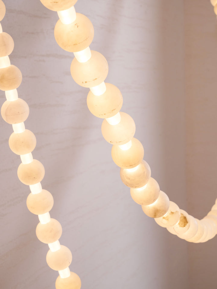 Alabaster Pearl Necklace Chandelier - Vakkerlight