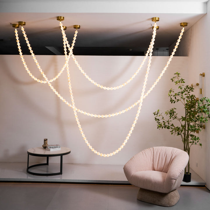 Alabaster Pearl Necklace Chandelier - Vakkerlight