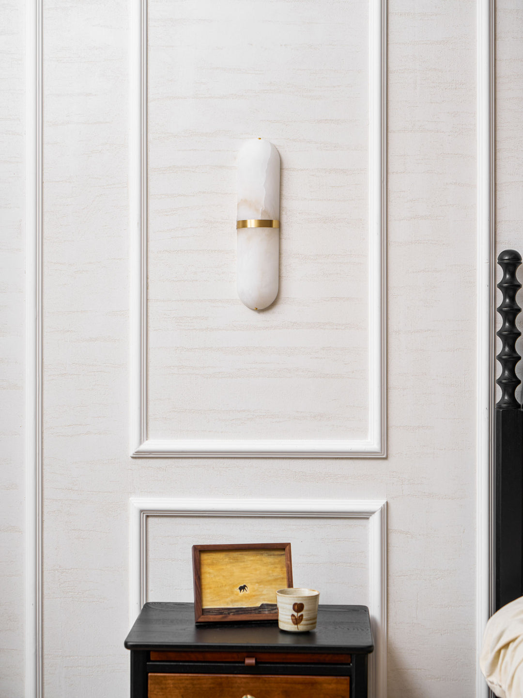 Alabaster Pill Wall Light - Vakkerlight