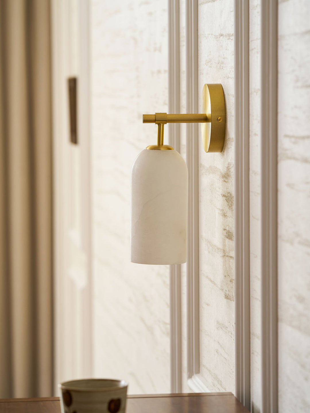 Alabaster Pillar Alabaster Wall Sconce - Vakkerlight