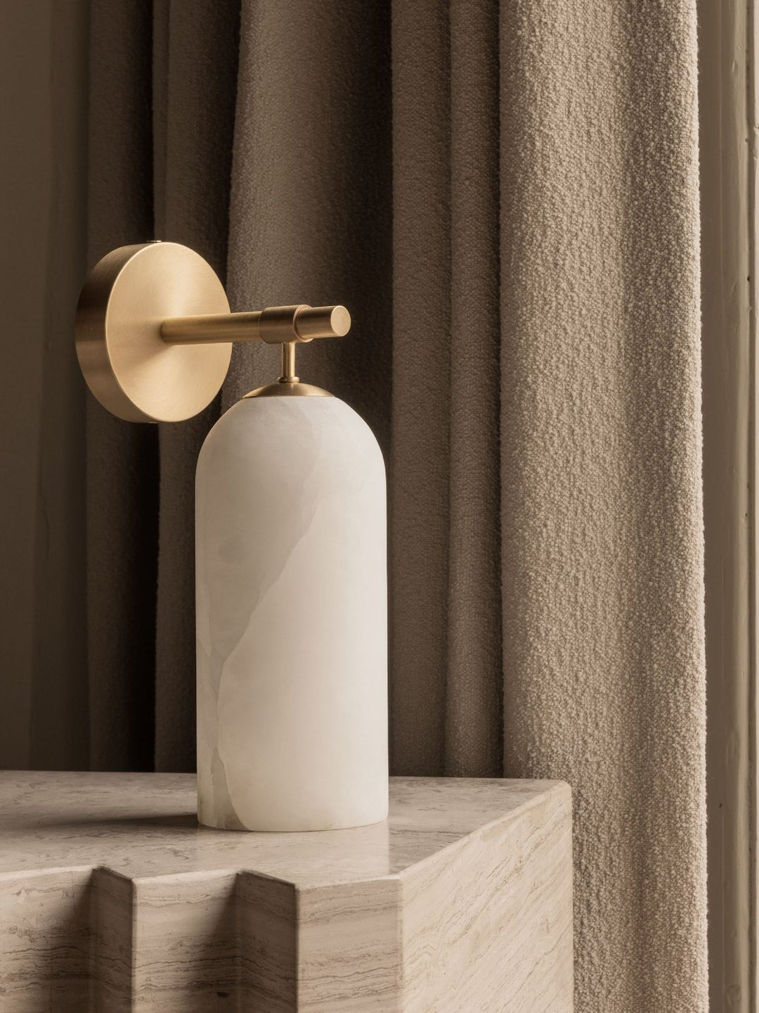 Alabaster Pillar Wall Sconce - Vakkerlight