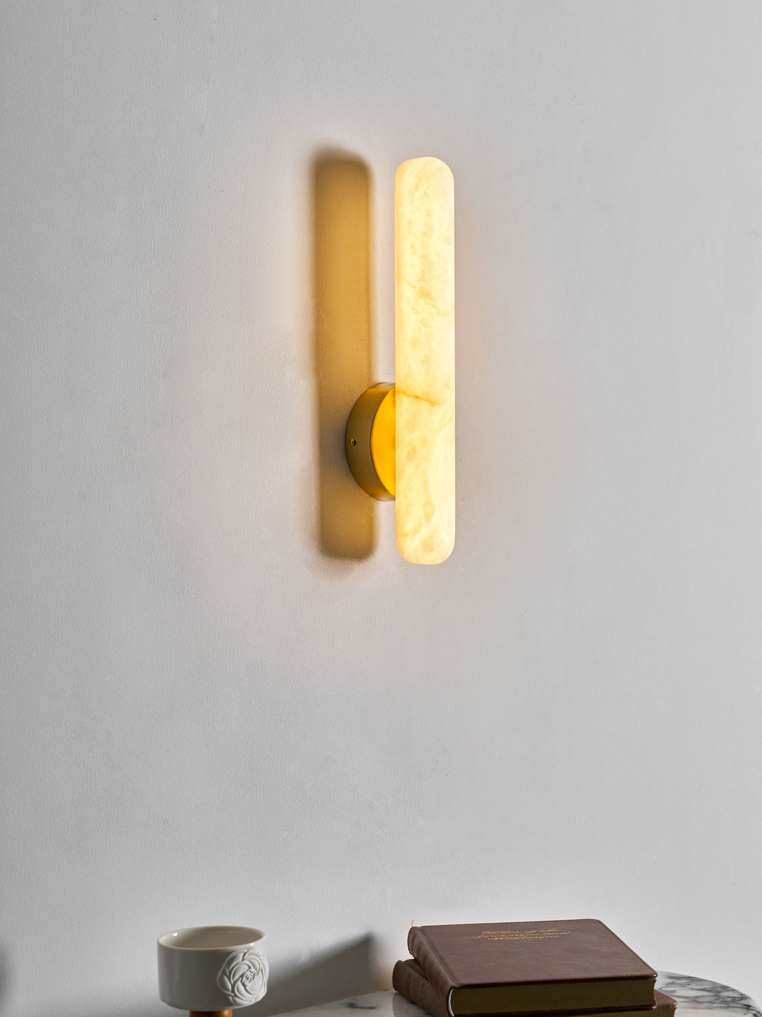 Alabaster Rod Sconce - Vakkerlight