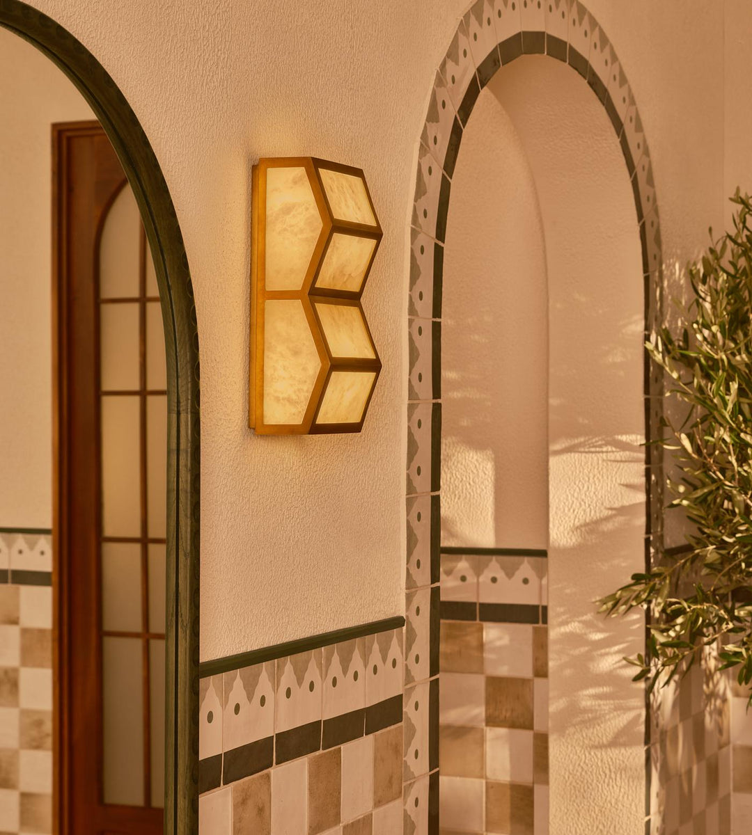 Alabaster Cascade Wall Light