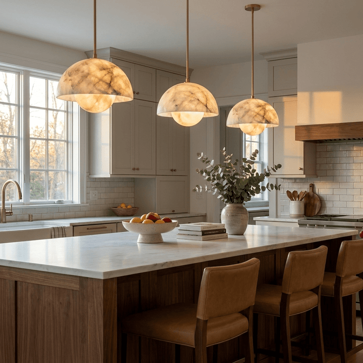 Alabaster Bud Pendant Lamp - Vakkerlight