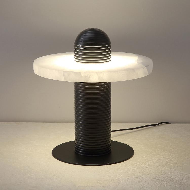 Alabaster Comet Table Lamp - Vakkerlight