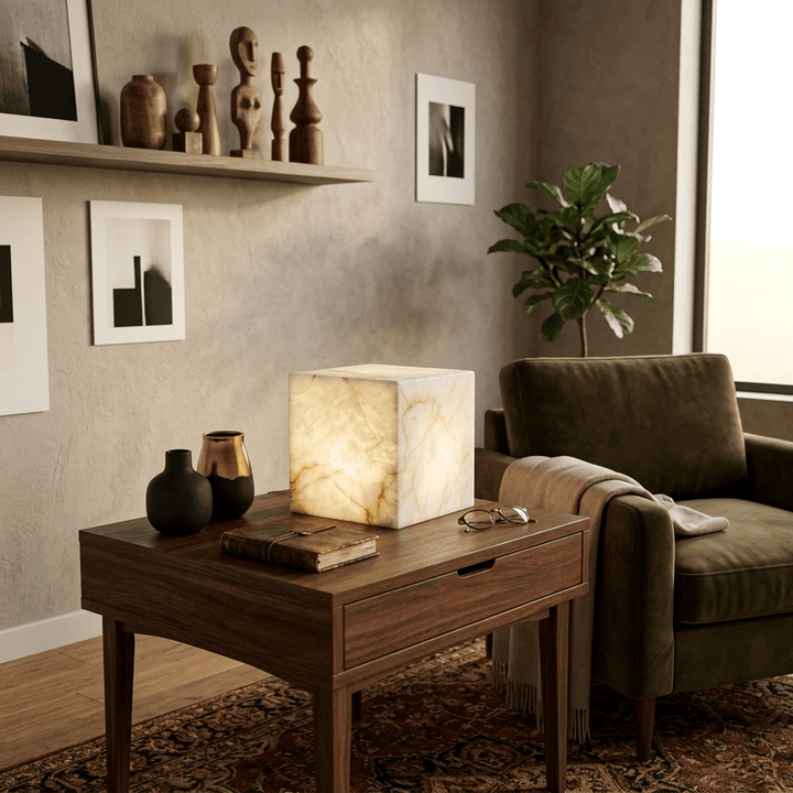 Alabaster Cube Table Lamp - Vakkerlight