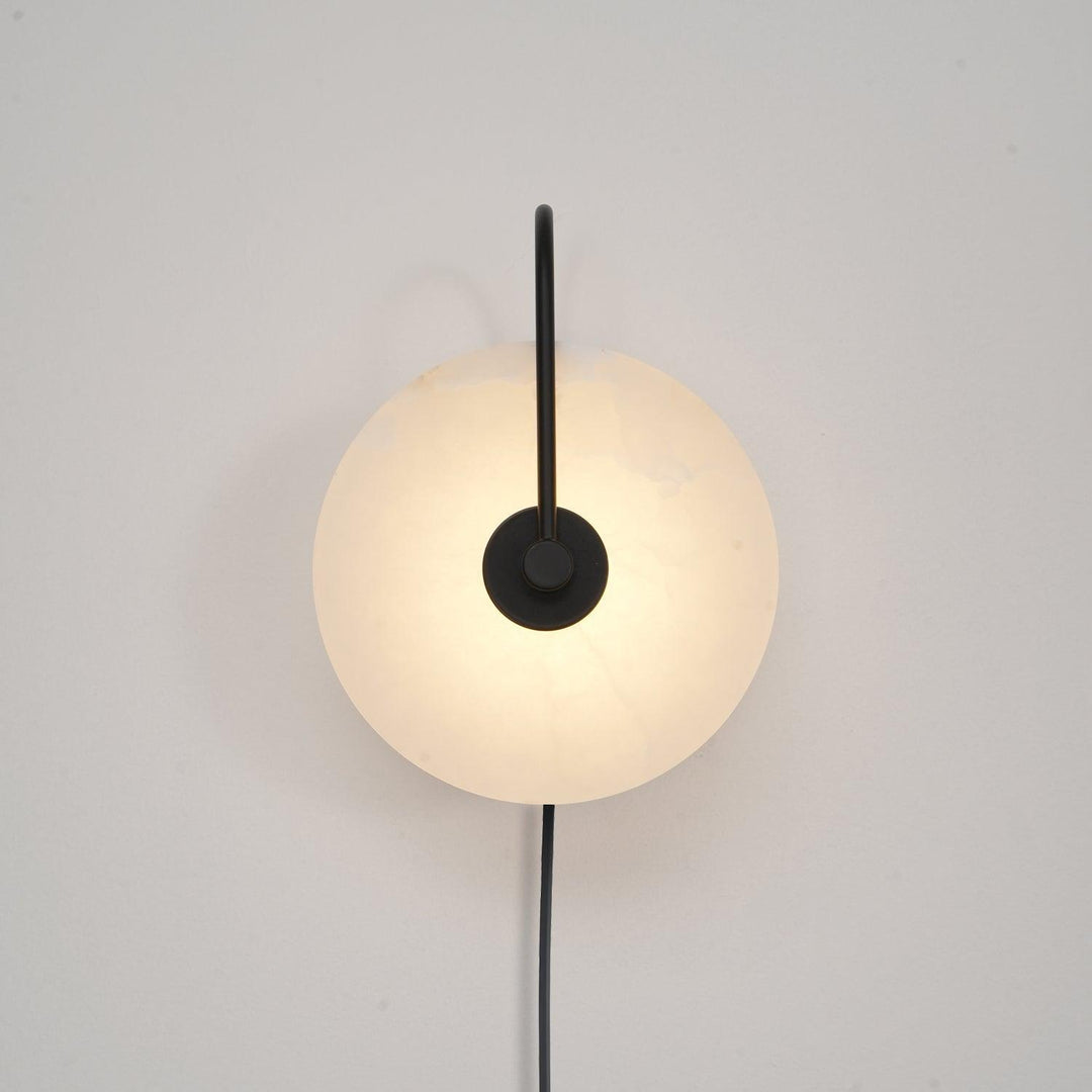 Alabaster LED Plug-In Wall Lamp - Vakkerlight