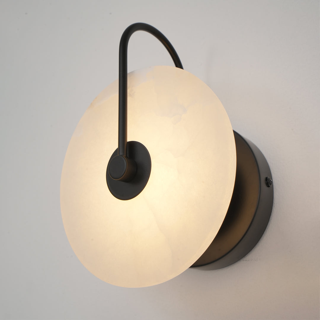 Alabaster LED Wall Lamp - Vakkerlight