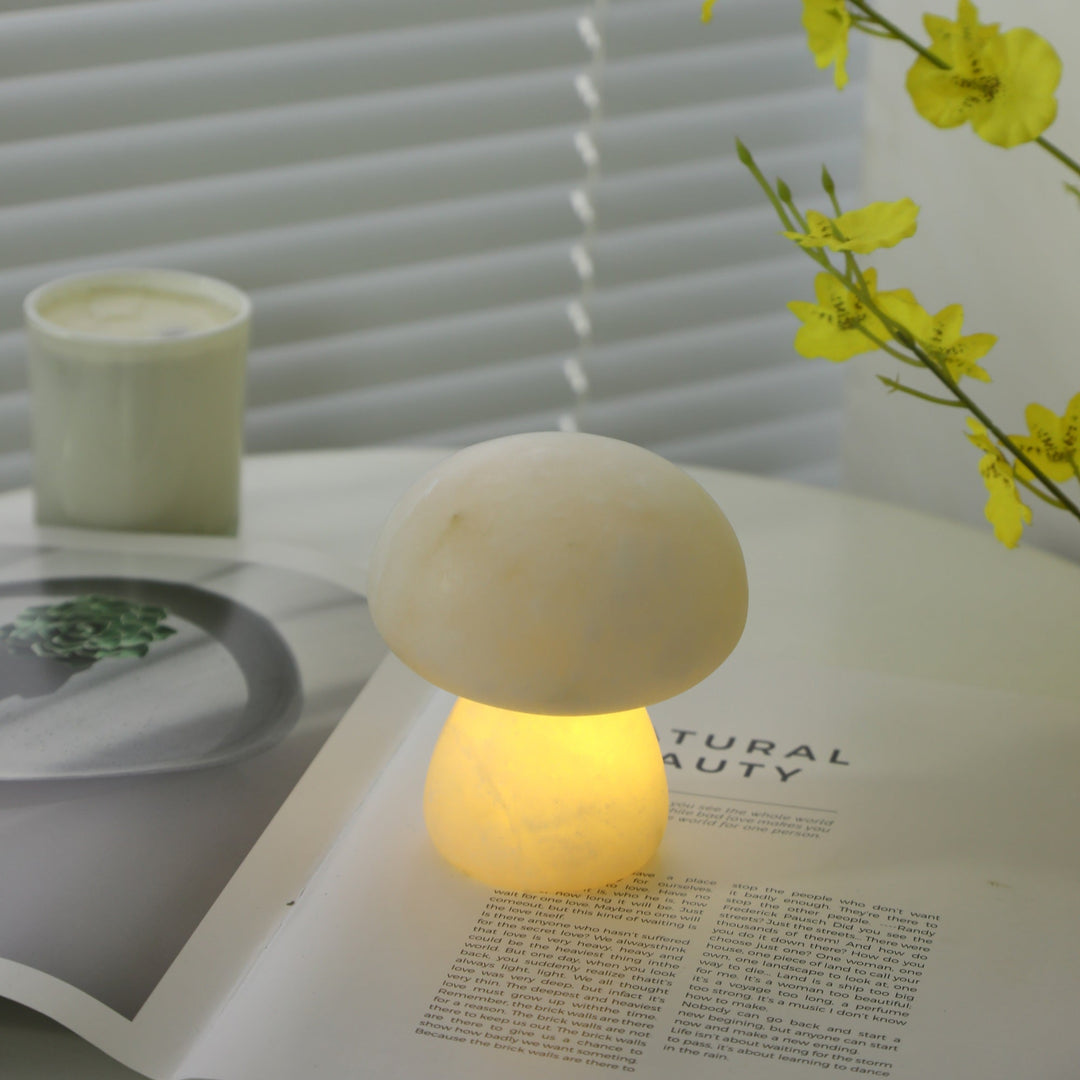 Alabaster Mushroom Table Lamp - Vakkerlight