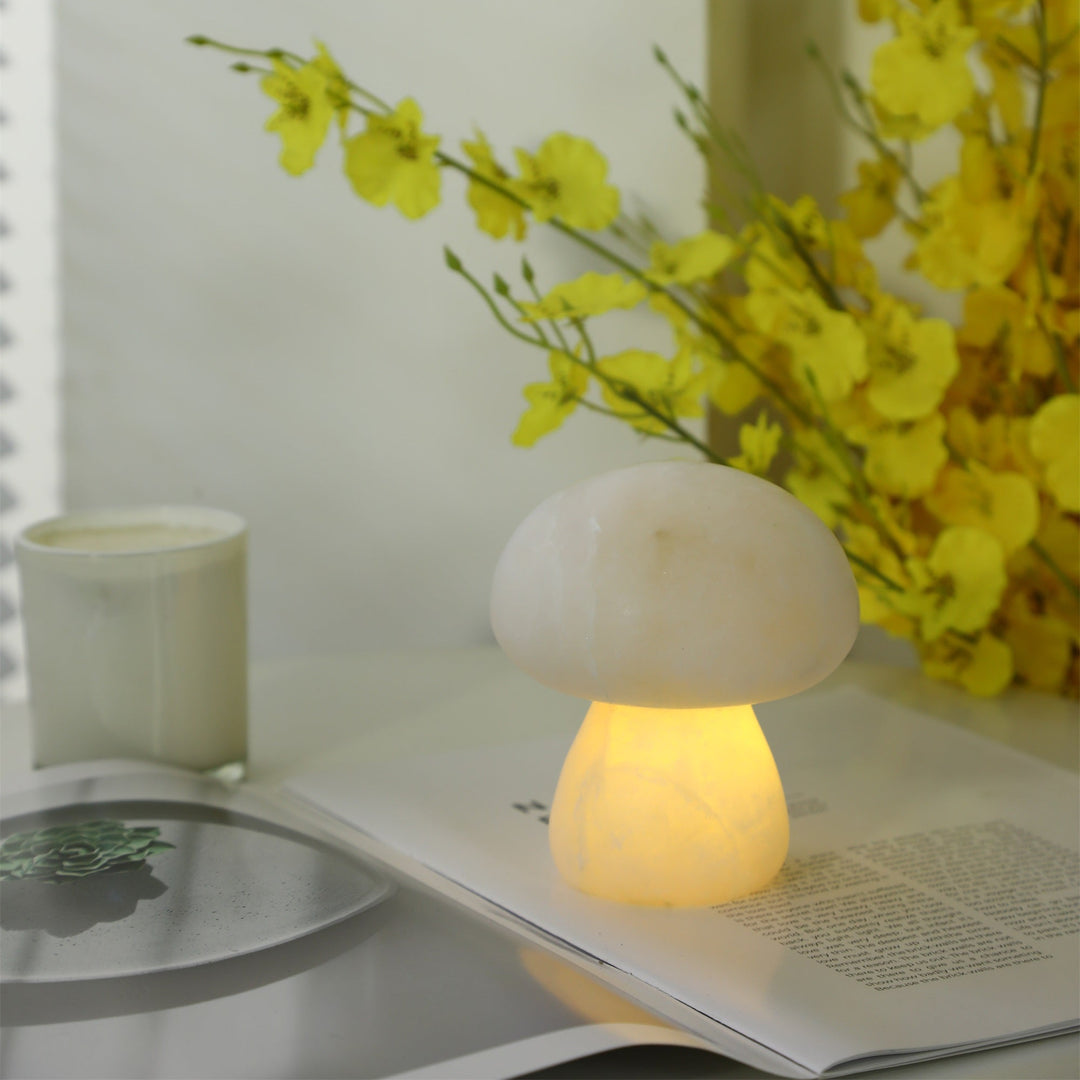 Alabaster Mushroom Table Lamp - Vakkerlight