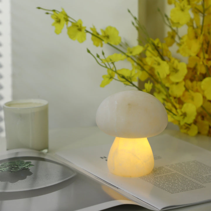 Alabaster Mushroom Table Lamp - Vakkerlight