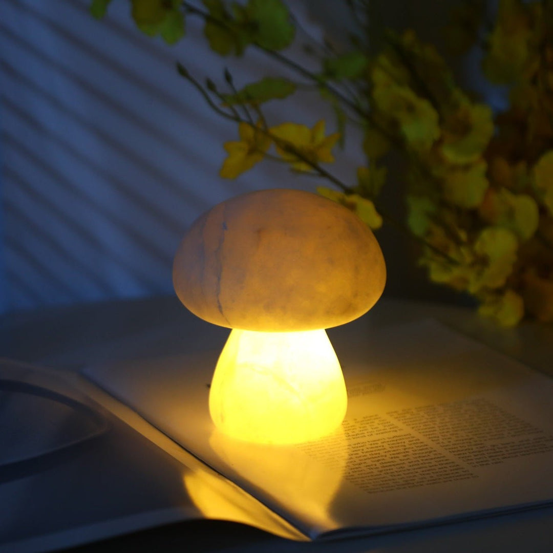 Alabaster Mushroom Table Lamp - Vakkerlight