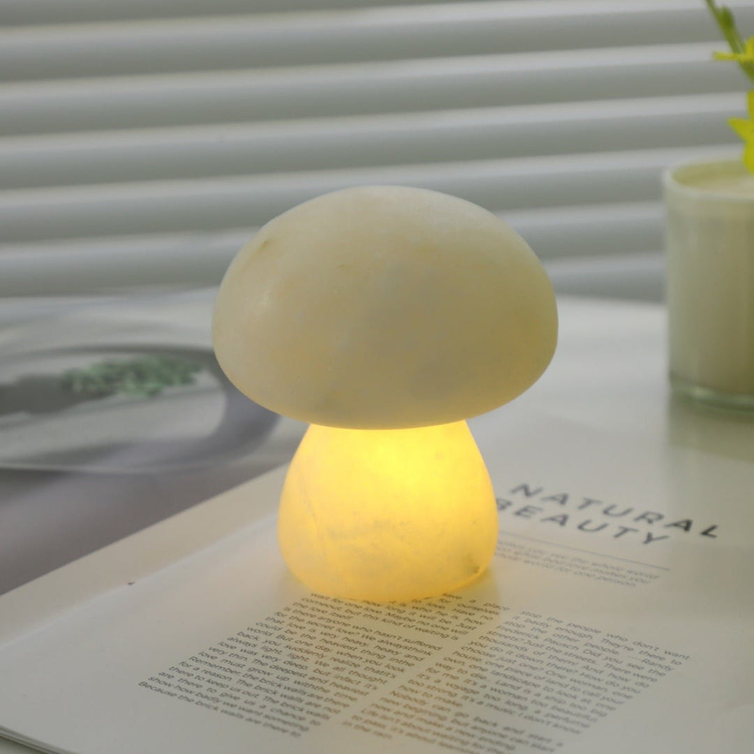 Alabaster Mushroom Table Lamp - Vakkerlight