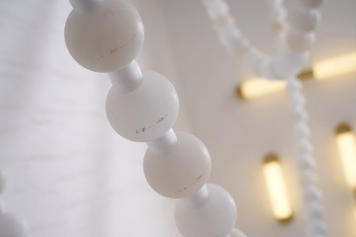 Alabaster Pearl Necklace Chandelier - Vakkerlight