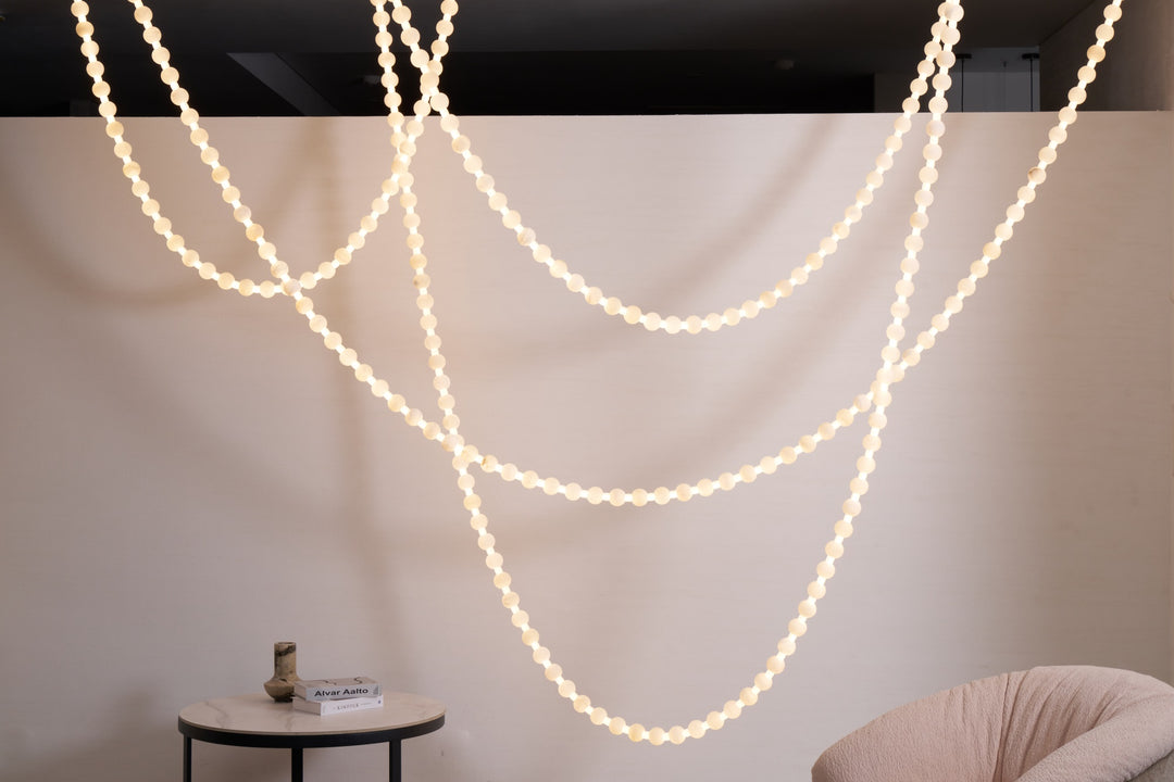 Alabaster Pearl Necklace Chandelier - Vakkerlight