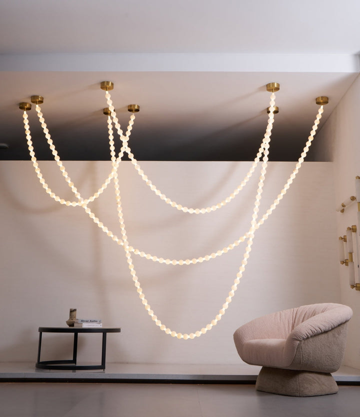 Alabaster Pearl Necklace Chandelier - Vakkerlight