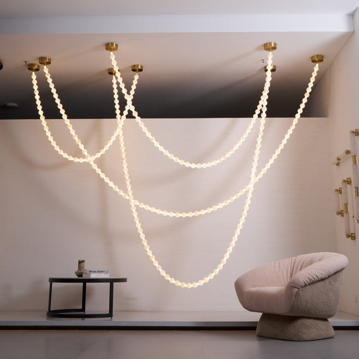 Alabaster Pearl Necklace Chandelier - Vakkerlight