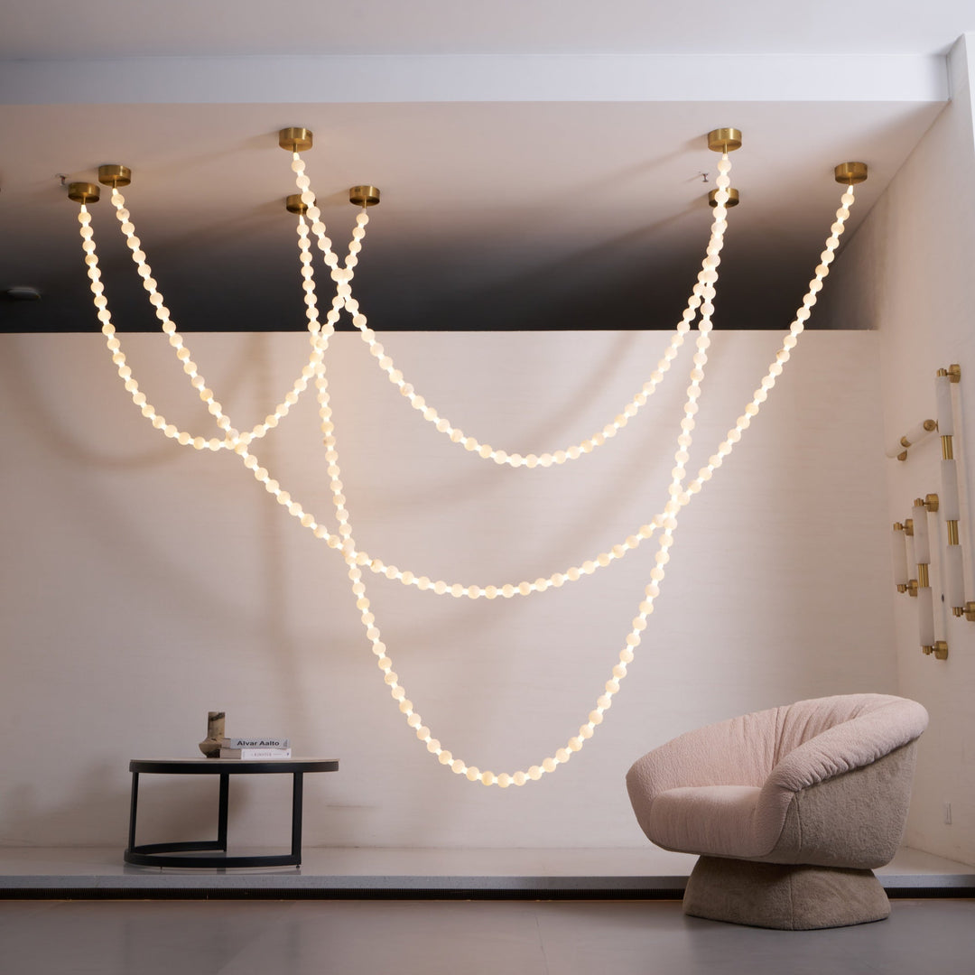 Alabaster Pearl Necklace Chandelier - Vakkerlight