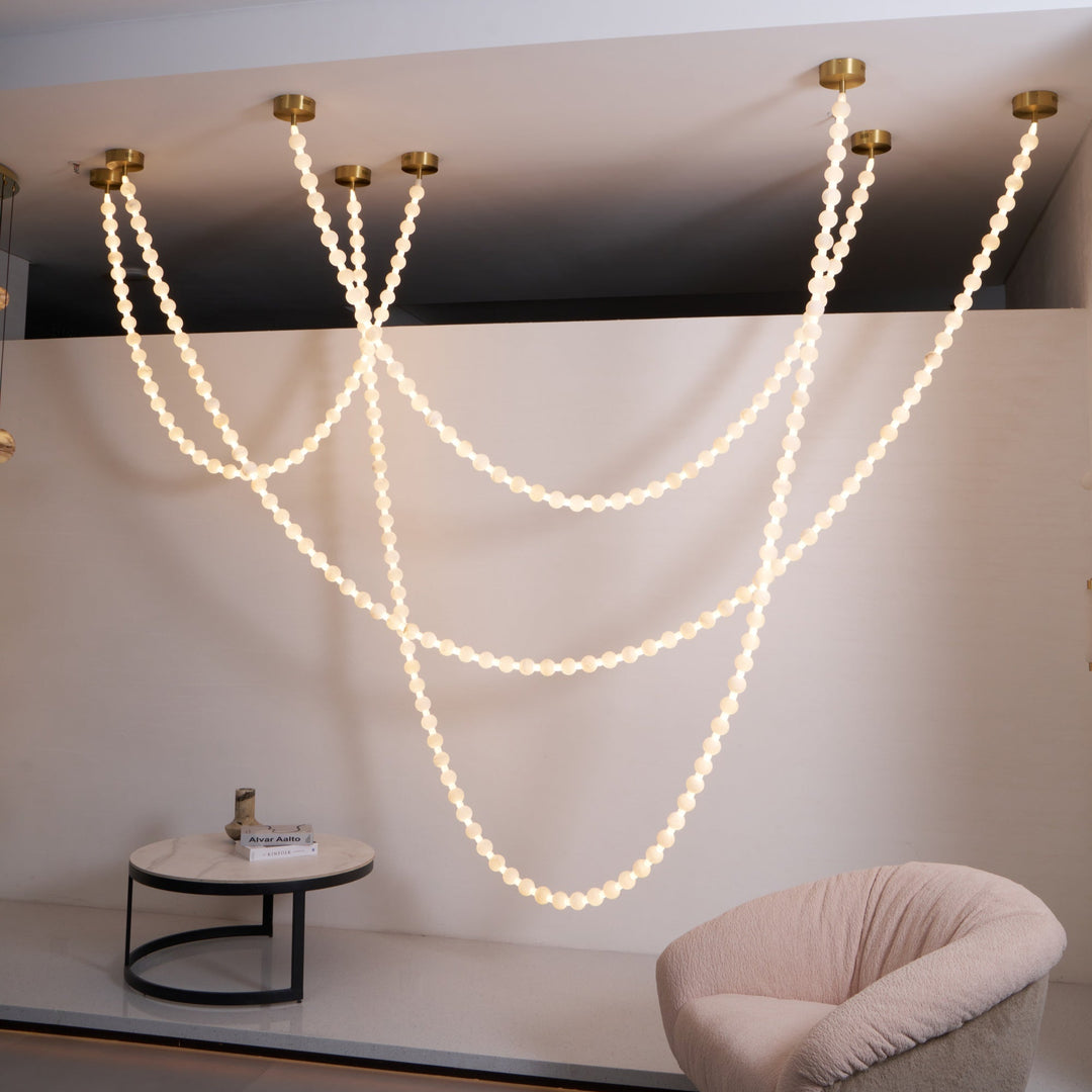 Alabaster Pearl Necklace Chandelier - Vakkerlight