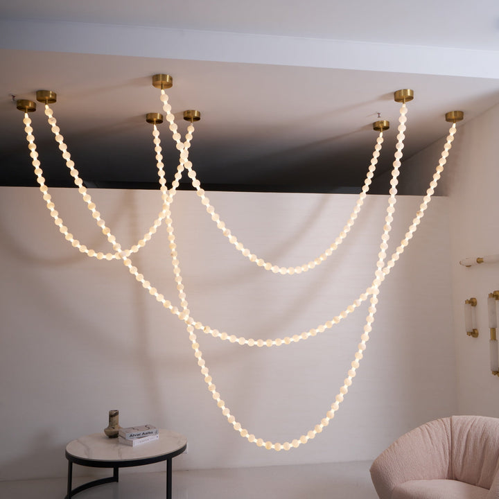 Alabaster Pearl Necklace Chandelier - Vakkerlight