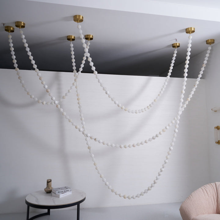 Alabaster Pearl Necklace Chandelier - Vakkerlight