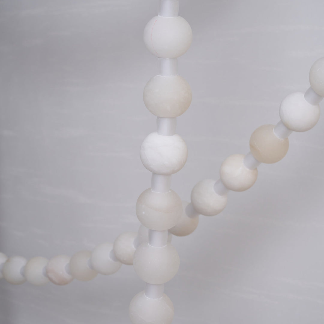 Alabaster Pearl Necklace Chandelier - Vakkerlight