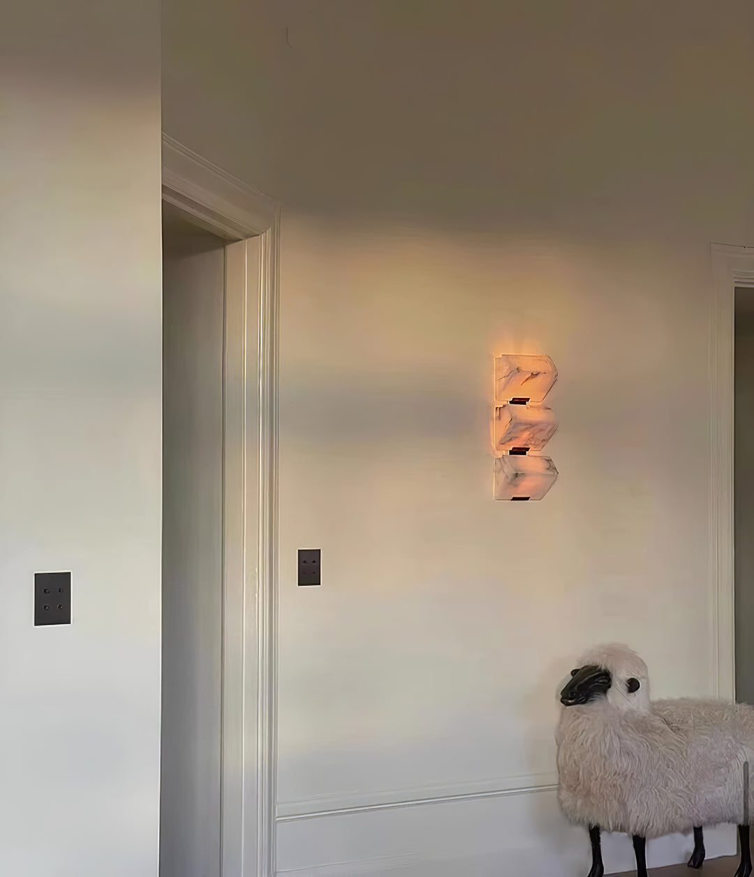 Alabaster Staircase Wall Lamp