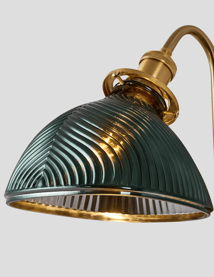 Alaric Wall Lamp - Vakkerlight