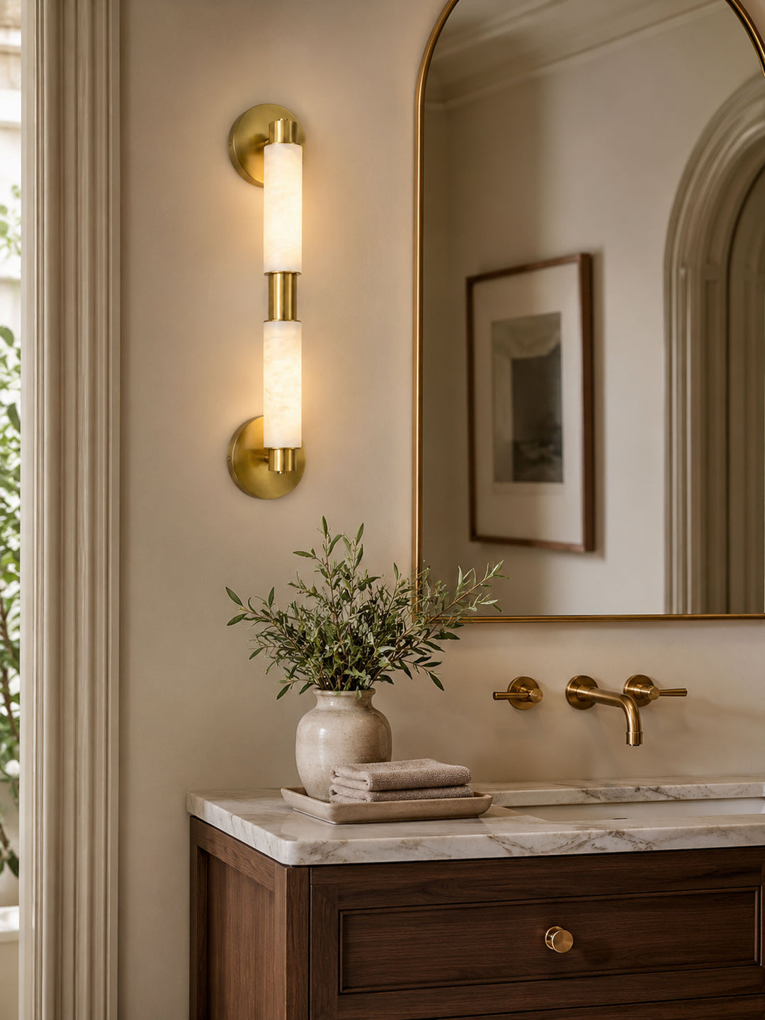 Alatar Alabaster Wall Lamp - Vakkerlight