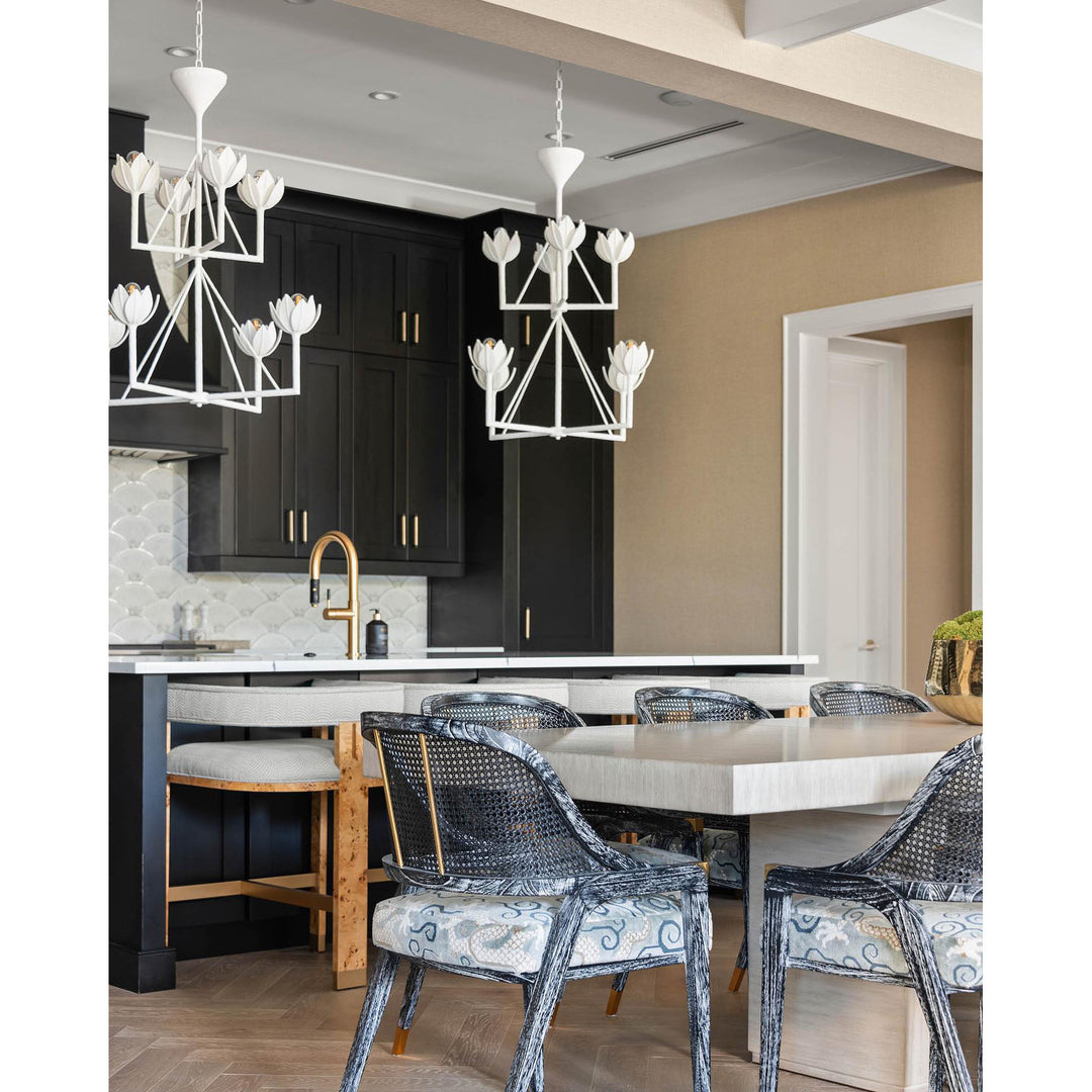 Alberto Lotus Bloom Chandelier - Vakkerlight