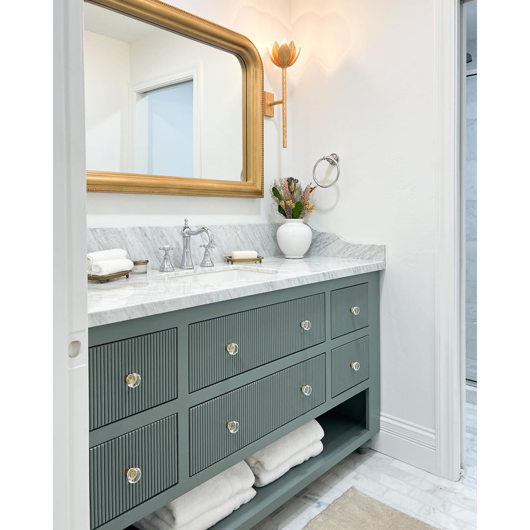 Alberto Lotus Bloom Wall Lamp