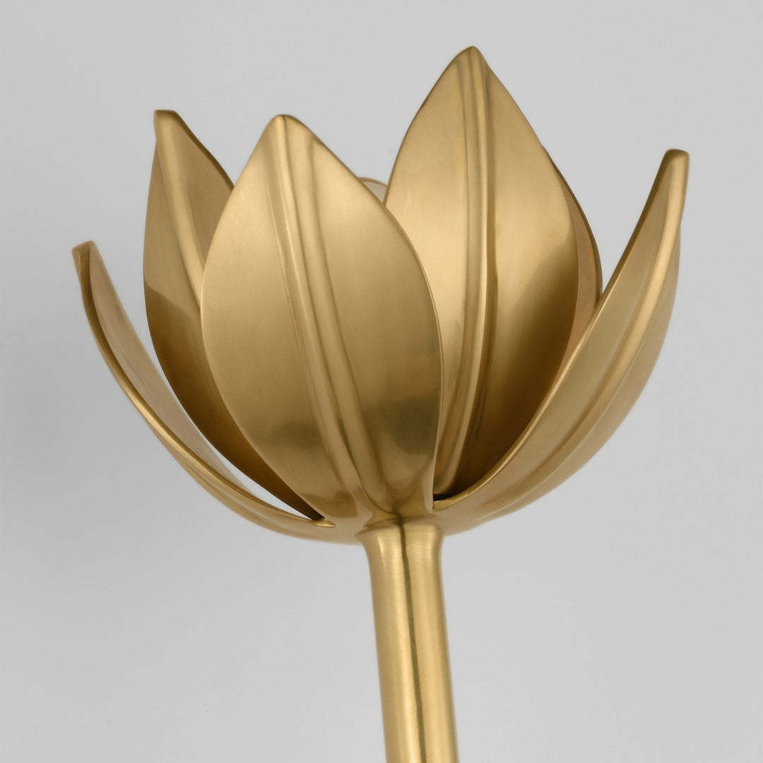 Alberto Lotus Bloom Wall Lamp