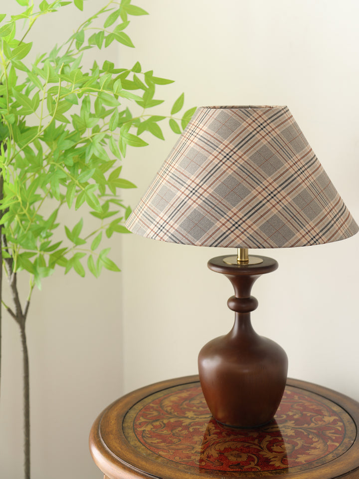 Alex Accent Table Lamp - Vakkerlight