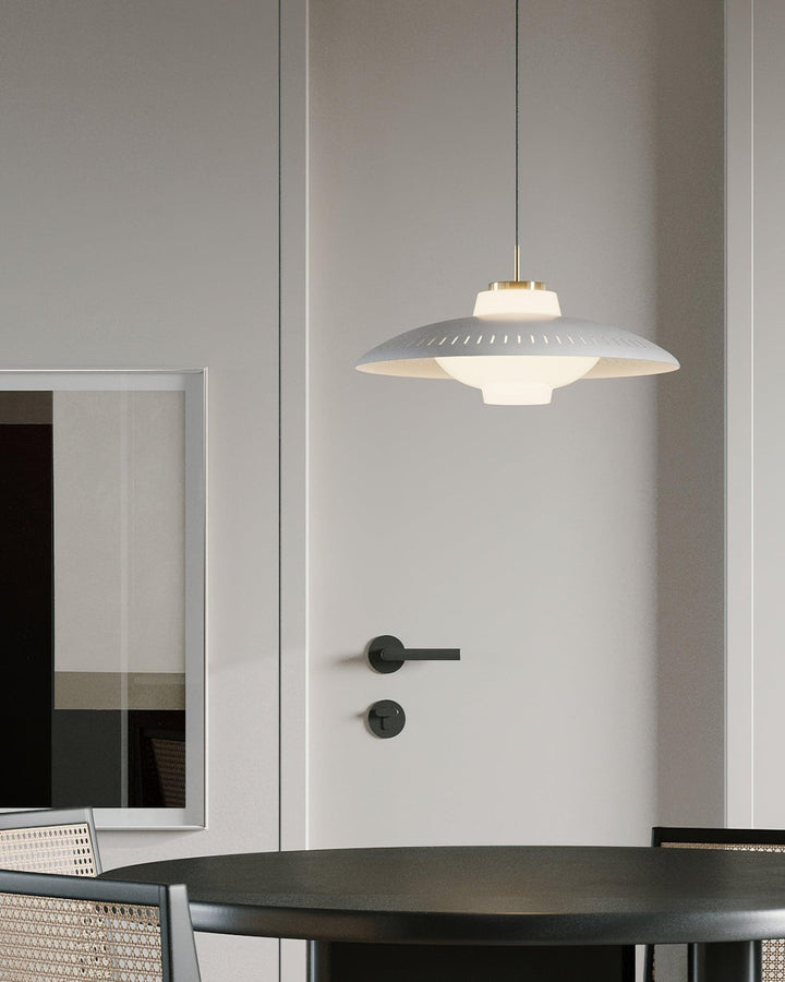 Alien Frisbee Pendant Lamp - Vakkerlight